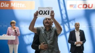 Greece referendum protest